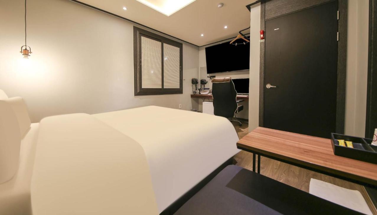 Hotel Parfe Cheonan Exterior foto
